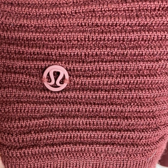 Lululemon Sit In Low Merino Wool Wrap - Picture 5 of 7